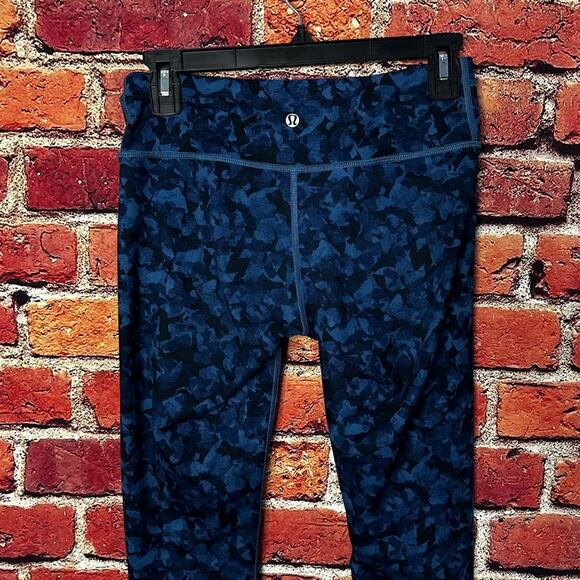 Lululemon full length leggings size 6 - Picture 3 of 7